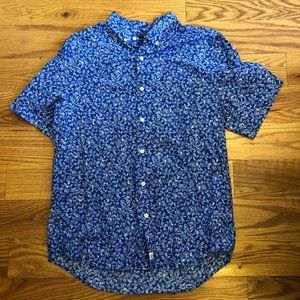 Vineyard Vines Button Up Shirt